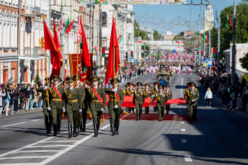 Посмотрите, как атмосферно и красочно Беларусь встречала День Победы