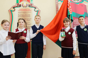 Государственная символика Беларуси формировалась на протяжении столетий, выковывалась в сложнейших условиях