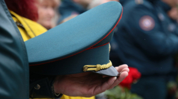 Спасатели в Минске почтили память коллег, погибших при исполнении служебного долга