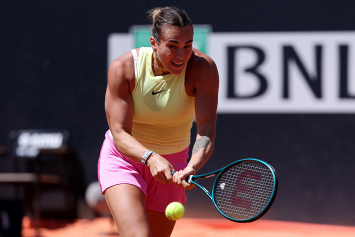 Соболенко пробилась в четвертьфинал теннисного турнира в Риме