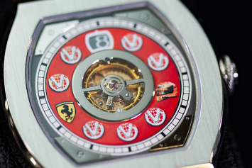 Часы Михаэля Шумахера продали за 4 миллиона швейцарских франков на аукционе 