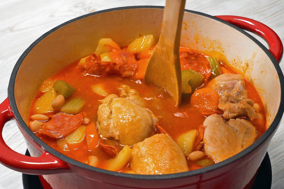 Рецепт испанского куриного рагу для вкусного и полезного ужина