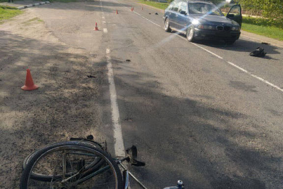 В Шкловском районе водитель иномарки насмерть сбил велосипедиста