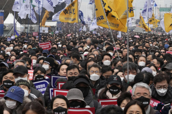 Южнокорейский суд отклонил требование по отмене плана правительства, из-за которого протестуют врачи