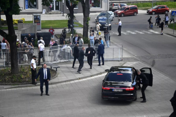 В Словакии заявили, что усилили охрану госслужащих, политиков и СМИ