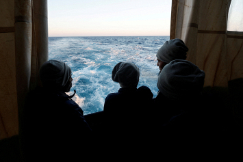 Лодка с мигрантами потерпела крушение у берегов Греции 