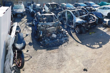Судебные эксперты установили причину возгорания семи автомобилей и мотоцикла в Минском районе