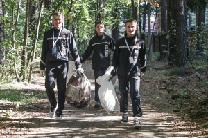 Сбор мусора на скорость и высадка деревьев – в каких экопроектах принимают участие активисты БРСМ