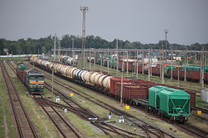 Беларусь нарастила перевозки грузов через транспортные коридоры России: как выстроена логистика экспорта