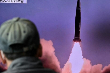 В Южной Корее сообщили, что ракеты КНДР пролетели 300 километров и упали в Японском море