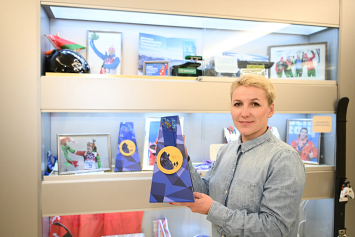 Олимпийские чемпионы Цупер и Кушнир пополнили своими медалями музейную коллекцию НОК Беларуси