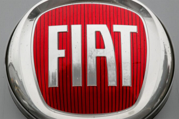 Итальянская полиция конфисковала 134 автомобиля Fiat из-за скандала с флагом