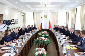 Петришенко обозначил перспективные направления сотрудничества Беларуси и Магаданской области России