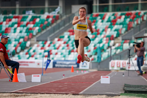 Скворцова завоевала золото в тройном прыжке на командном чемпионате России по легкой атлетике