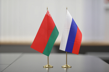 Беларусь ратифицировала изменения в соглашение с РФ о взыскании алиментов