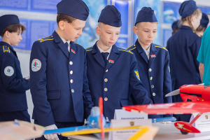 С нового учебного года в семи городах Минской области заработают авиационные классы   