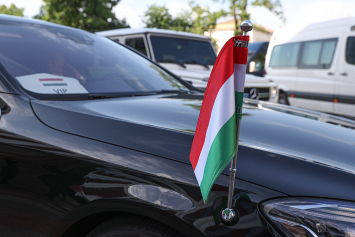 Главы внешнеполитических ведомств Беларуси и Венгрии Алейник и Сийярто проводят в Минске двустороннюю встречу