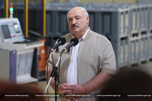 Лукашенко: мы должны иметь максимум своего