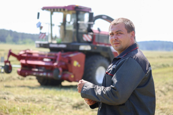 Кормозаготовительная кампания в Гродненской области идет полным ходом — убрано 55 процентов трав первого укоса