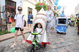 Фотофакт. Парад колясок в Гродно