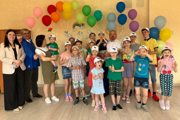 Профсоюзы Минской области вручили денежный сертификат детскому социальному приюту Любанского района