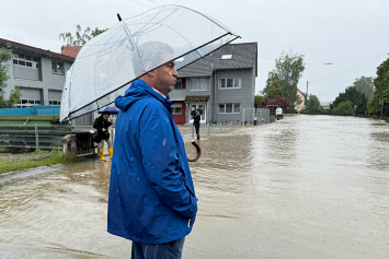 В Баварии прорвало две дамбы – под угрозой затопления оказались несколько населенных пунктов