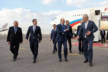 Парламентская делегация во главе с Сергеенко прибыла в Алматы для участия в заседании Совета ПА ОДКБ