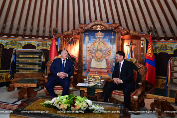 Лукашенко: закрытых тем в сотрудничестве с Монголией нет и никогда не будет