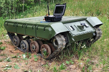 В России создан универсальный робот поля боя 
