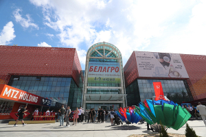 Федченко на «Белагро-2024»: достижения Беларуси в АПК впечатляют