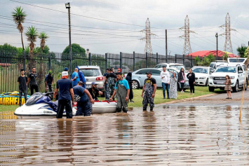 В ЮАР число погибших при наводнении возросло до 18
