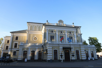 Зданию Купаловского театра исполнилось 134 года