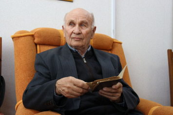 В семье чашничанина Николая Дробыша много лет хранят фронтовые письма военного летчика