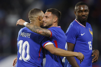 Сборная Франции по футболу разгромила команду Люксембурга в товарищеском матче