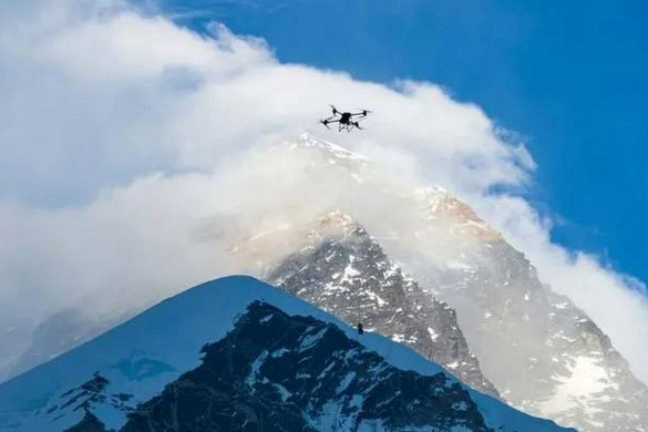 Китайский гражданский беспилотник совершил транспортировку материалов на высоте 6000 метров над уровнем моря
