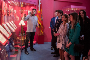 Студенты БГУ посетили Музей современной белорусской государственности