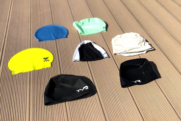 Как правильно выбрать шапочку для плавания 