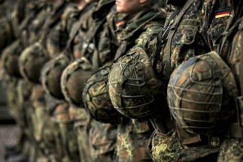 СМИ: НАТО потребовала увеличить состав немецкой армии на 75 тысяч солдат