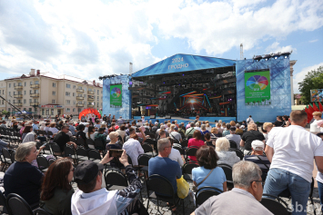 Фестиваль национальных культур становится все более ярким — представительница молдавского подворья