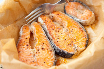 Кулинарный блогер рассказал о лучшем способе приготовить ароматную жареную рыбу за 15 минут
