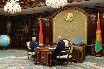 Лукашенко: мы должны провести президентские выборы достойно, не обидеть людей