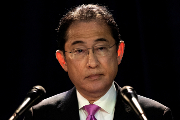 Премьер Японии проведет отдельные переговоры с Зеленским