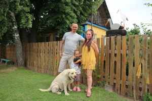 Семья Гомоновых из квартиры в Могилеве перебралась в домик в деревне и увлеклась агробизнесом