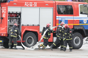 В Несвижском районе работники МЧС при пожаре спасли мужчину