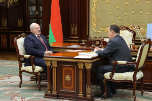 Лукашенко принял с докладом Головченко. Важные акценты, цифры и факты с состоявшегося разговора