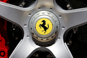 Первый электромобиль Ferrari будет стоить не менее $ 500 тысяч