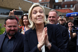 Во Франции состоялся первый тур досрочных парламентских выборов