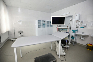 После реконструкции открылся трехэтажный лечебный корпус Чериковской центральной районной больницы