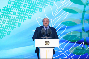 Лукашенко: самое трудное для человека — оправдать доверие людей