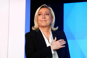 Лидер французских ультраправых Марин Ле Пен находится под следствием 